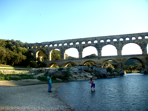 06Orange_Pont de Gard02.jpg
